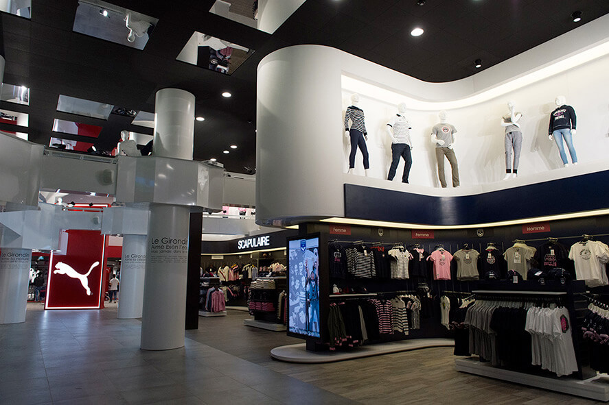 Photo de la boutique des Girondins de Bordeaux dans le stade Matmut-ATLANTIQUE